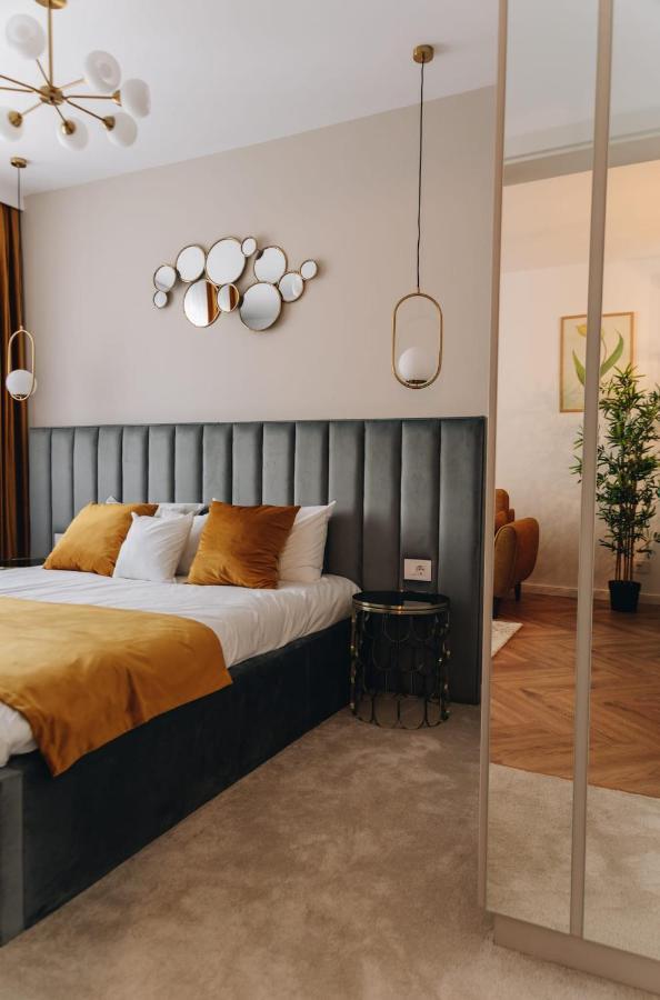 Tulip Apartment Oradea Ngoại thất bức ảnh
