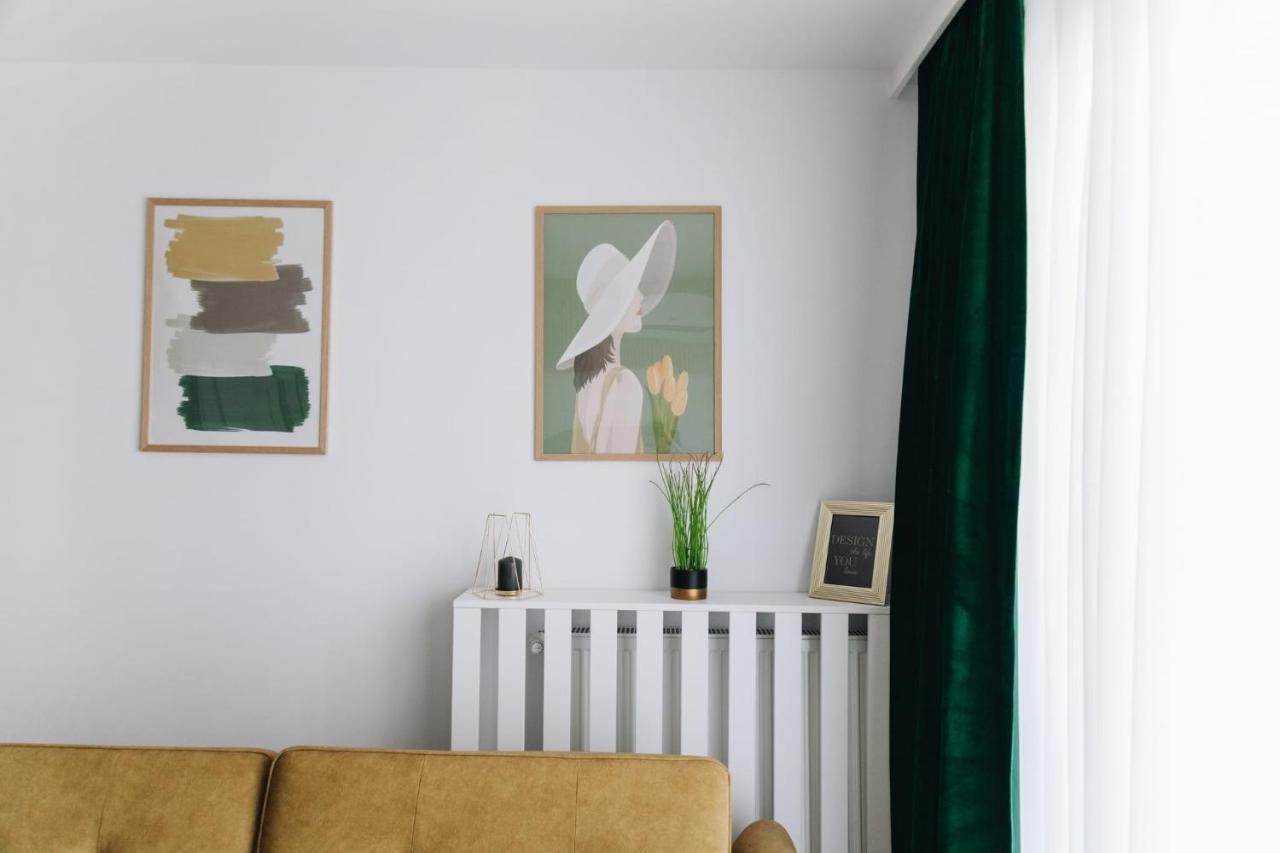 Tulip Apartment Oradea Ngoại thất bức ảnh