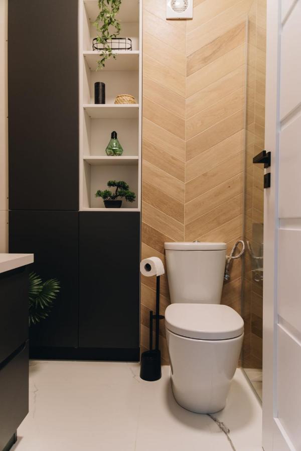 Tulip Apartment Oradea Ngoại thất bức ảnh