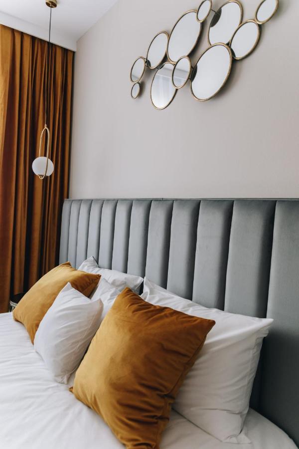 Tulip Apartment Oradea Ngoại thất bức ảnh